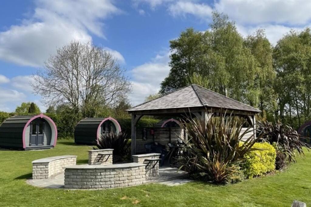 Belle Vista Glamping & Camping York Exterior foto